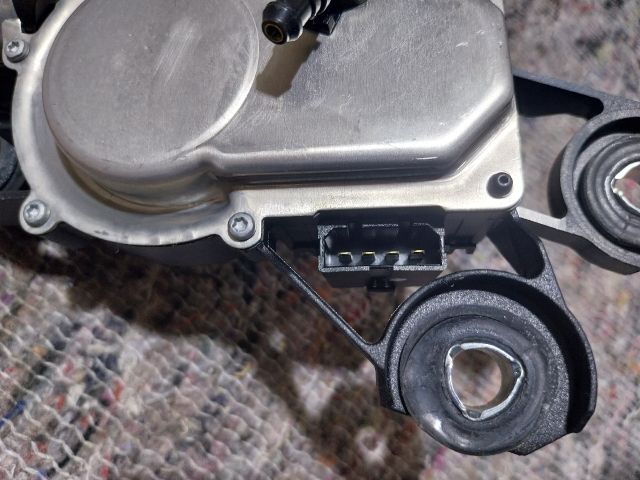 bontott SEAT IBIZA IV Hátsó Ablaktörlő Motor