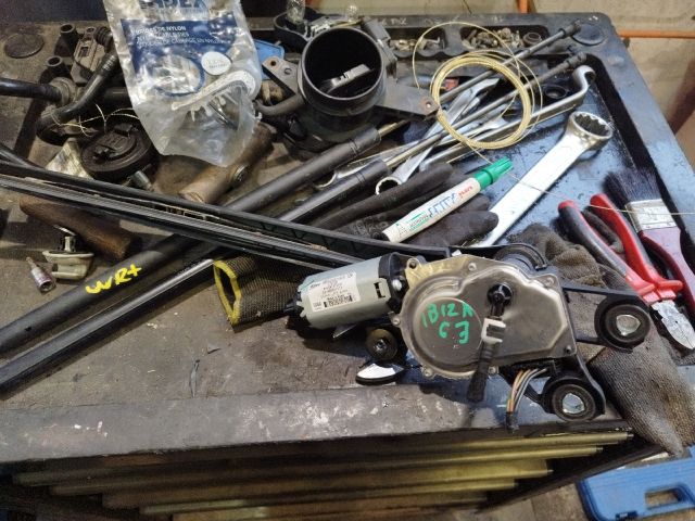 bontott SEAT IBIZA IV Hátsó Ablaktörlő Motor