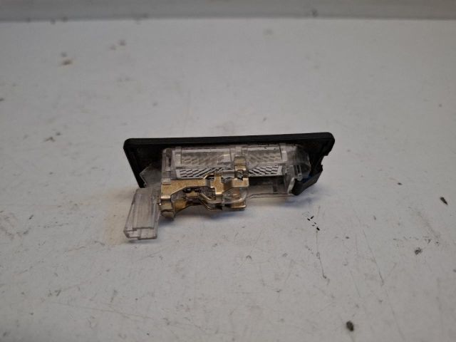 bontott SEAT IBIZA IV Hátsó Rendszámtábla Világítás