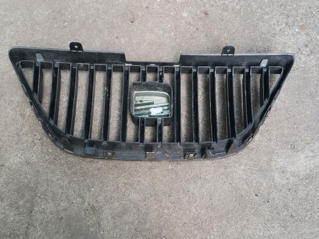 bontott SEAT IBIZA IV Hűtőrács