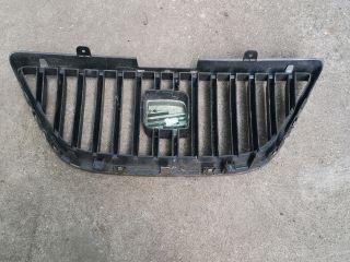 bontott SEAT IBIZA IV Hűtőrács