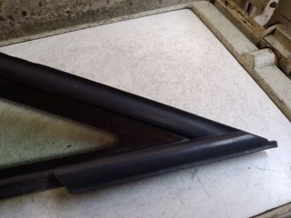 bontott SEAT IBIZA IV Jobb A Oszlop Oldalablak Üveg