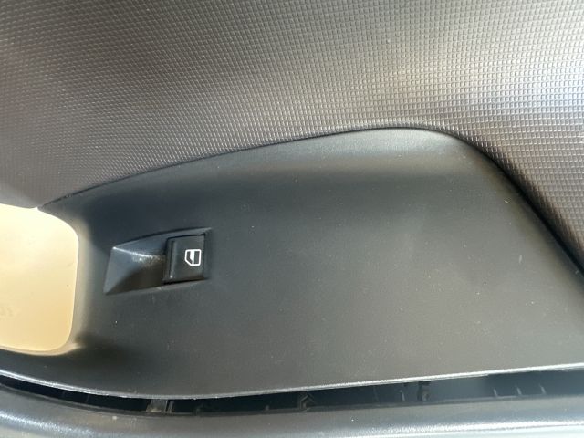 bontott SEAT IBIZA IV Jobb első Ajtó Kárpit