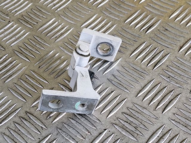 bontott SEAT IBIZA IV Jobb első Alsó Zsanér