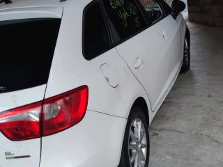 bontott SEAT IBIZA IV Jobb első Zárbetét