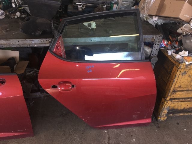 bontott SEAT IBIZA IV Jobb hátsó Ajtó (Részeivel)