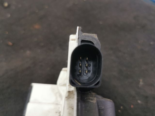 bontott SEAT IBIZA IV Jobb hátsó Ajtózár