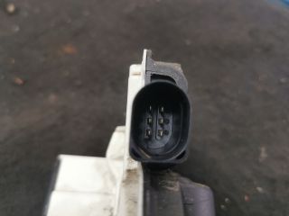 bontott SEAT IBIZA IV Jobb hátsó Ajtózár