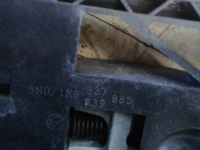 bontott SEAT IBIZA IV Jobb hátsó Külső Kilincs