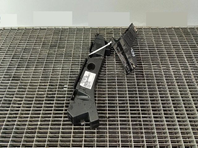 bontott SEAT IBIZA IV Jobb hátsó Lökhárító Tartó (Műanyag)