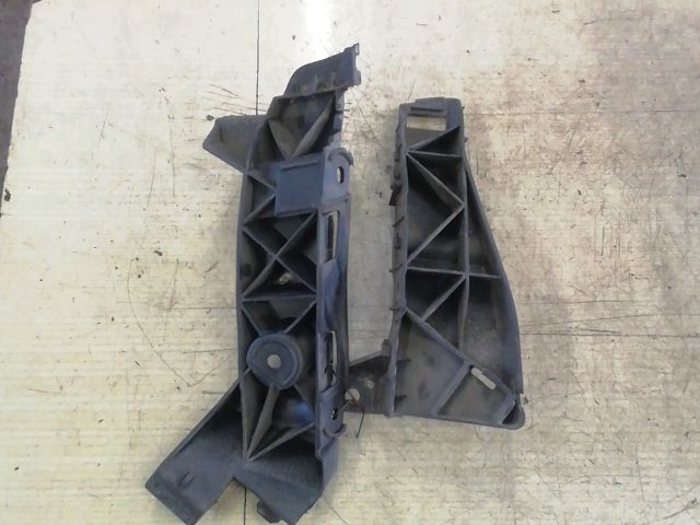 bontott SEAT IBIZA IV Jobb hátsó Oldal Lökhárító Tartó (Műanyag)