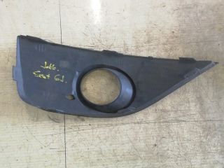 bontott SEAT IBIZA IV Jobb Ködlámpa Rács