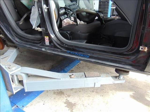 bontott SEAT IBIZA IV Jobb Küszöb