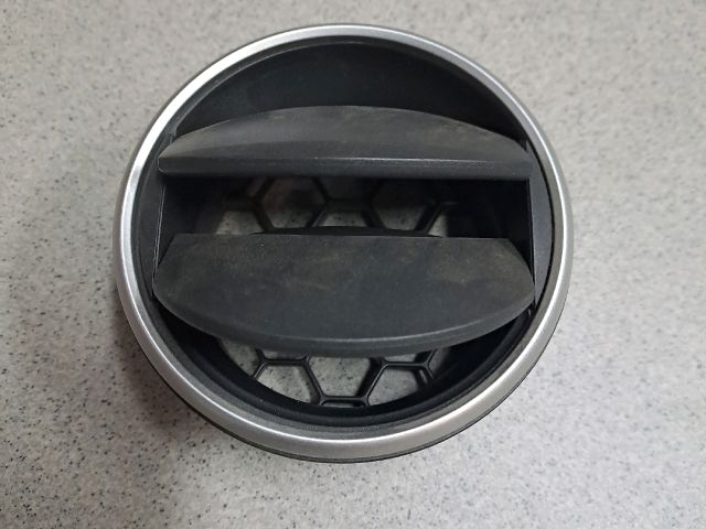 bontott SEAT IBIZA IV Jobb Szellőző