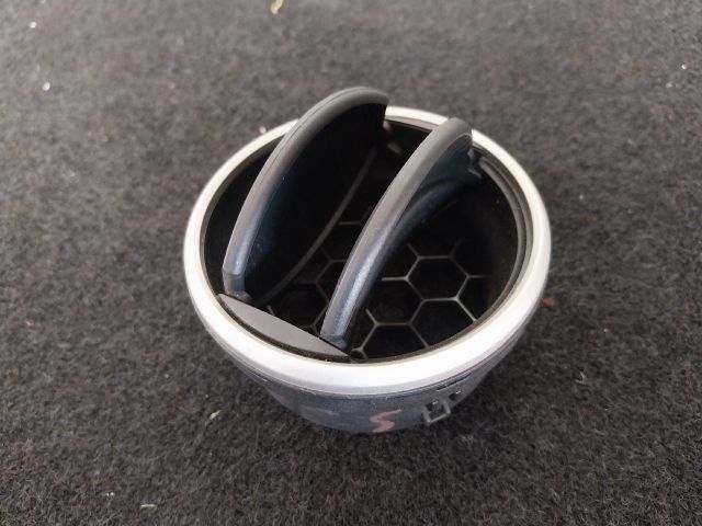 bontott SEAT IBIZA IV Jobb Szellőző