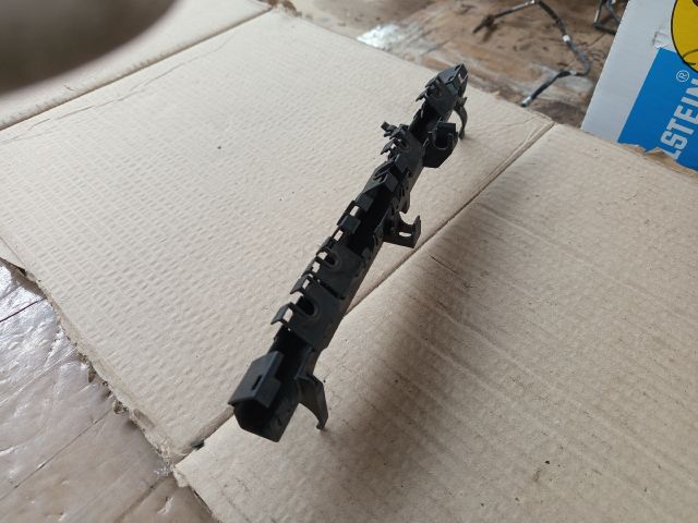 bontott SEAT IBIZA IV Kábelcsatorna Fedél