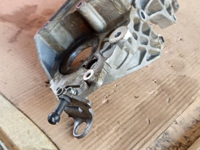 bontott SEAT IBIZA IV Klímakompresszor Tartó Bak