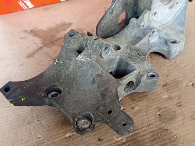 bontott SEAT IBIZA IV Klímakompresszor Tartó Bak