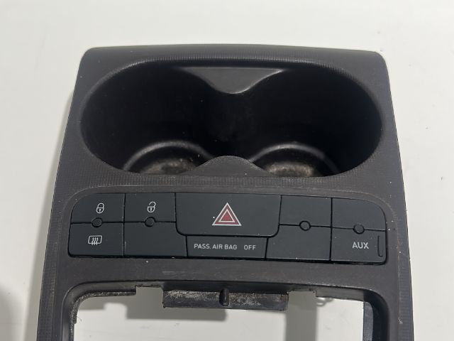 bontott SEAT IBIZA IV Középkonzol Keret