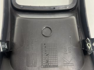 bontott SEAT IBIZA IV Középkonzol Keret