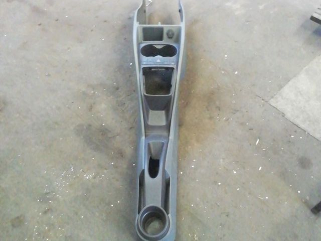 bontott SEAT IBIZA IV Középkonzol Keret