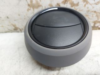 bontott SEAT IBIZA IV Középső Szellőző