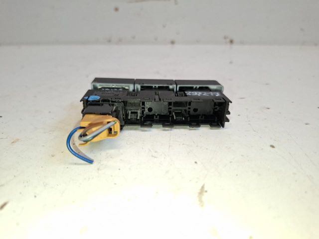 bontott SEAT IBIZA IV Menetstabilizátor Kapcsoló