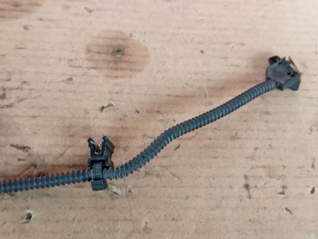 bontott SEAT IBIZA IV Motorháztető Ajtó Kapcsoló