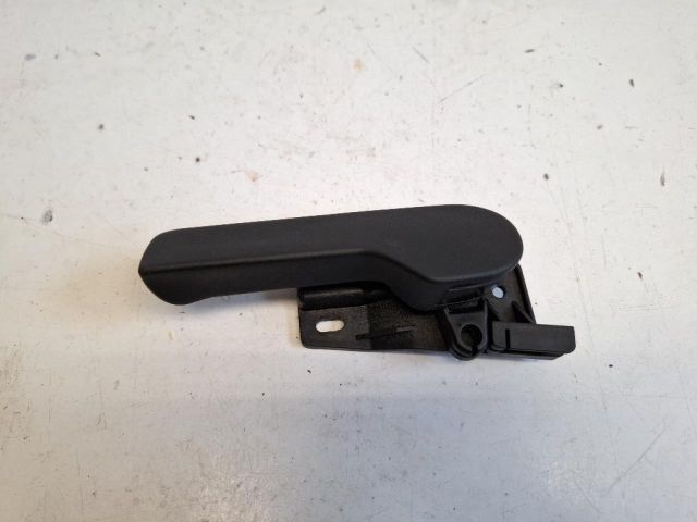 bontott SEAT IBIZA IV Motorháztető Nyitó Kar / Gomb