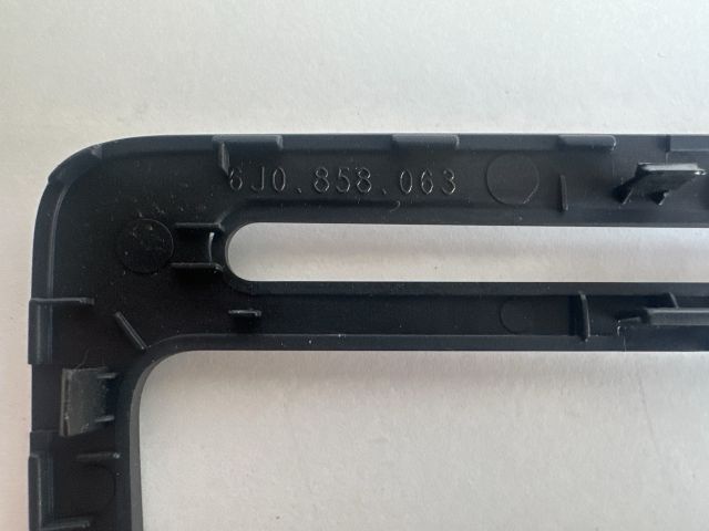 bontott SEAT IBIZA IV Rádió / CD Keret