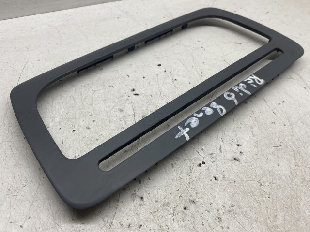 bontott SEAT IBIZA IV Rádió / CD Keret