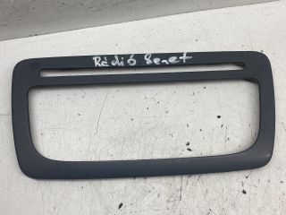 bontott SEAT IBIZA IV Rádió / CD Keret