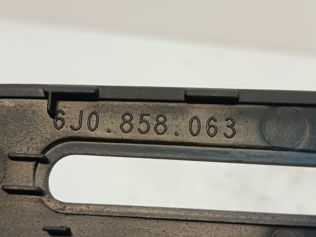 bontott SEAT IBIZA IV Rádió / CD Keret