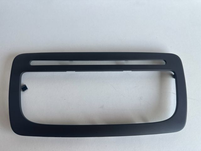 bontott SEAT IBIZA IV Rádió / CD Keret