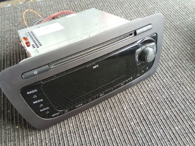 bontott SEAT IBIZA IV Rádió / CD