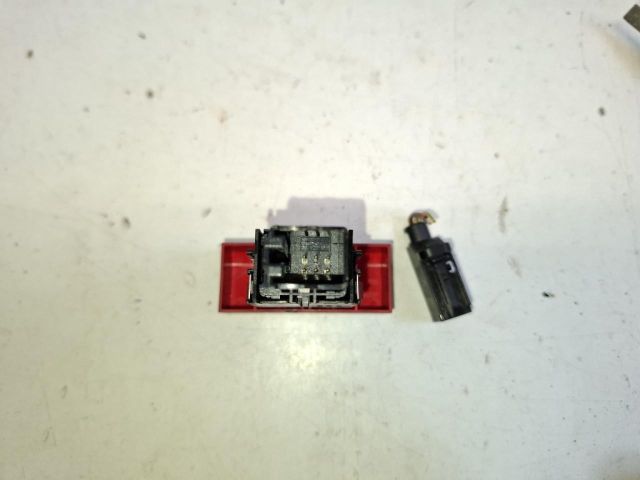 bontott SEAT IBIZA IV Vészvillogó Kapcsoló