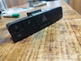 bontott SEAT IBIZA IV Vészvillogó Kapcsoló