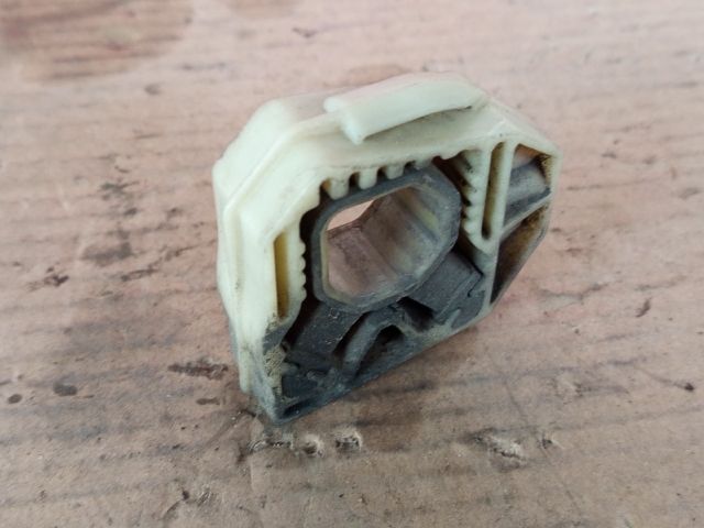 bontott SEAT IBIZA IV Vízhűtő Radiátor Tartó