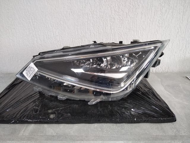 bontott SEAT IBIZA V Bal Fényszóró