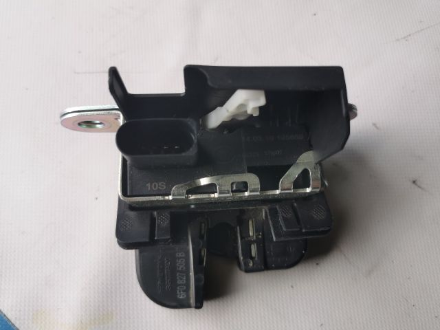 bontott SEAT IBIZA V Csomagtérajtó Zárszerkezet