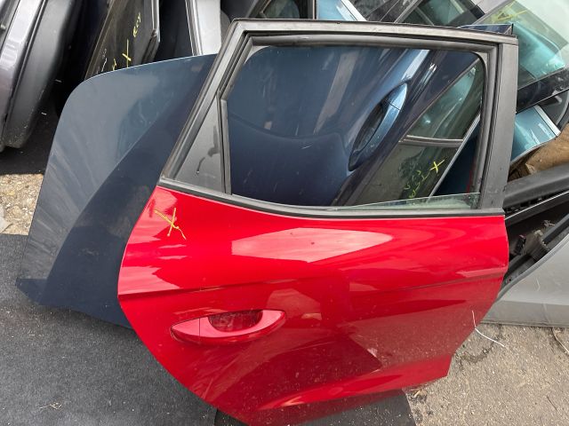 bontott SEAT IBIZA V Jobb hátsó Ajtó (Részeivel)