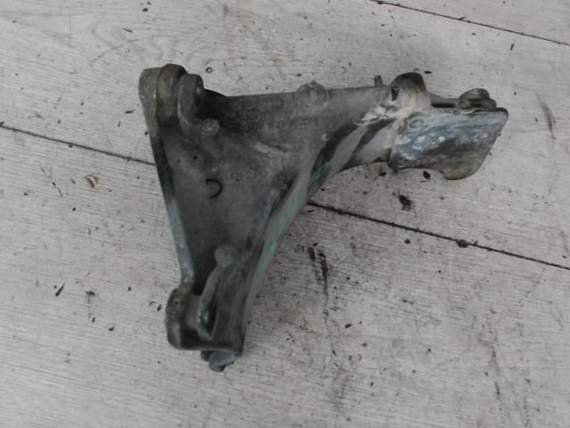 bontott SEAT INCA Motor Tartó Bak (Fém)