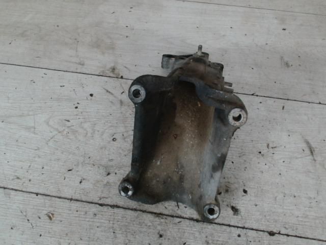 bontott SEAT INCA Motor Tartó Bak (Fém)