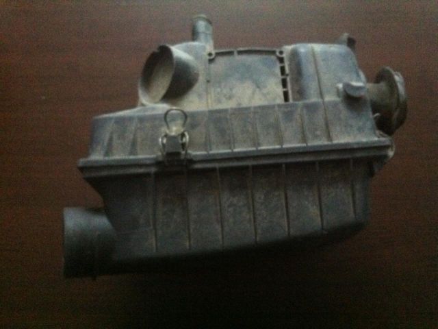 bontott SEAT INCA Légszűrő Ház