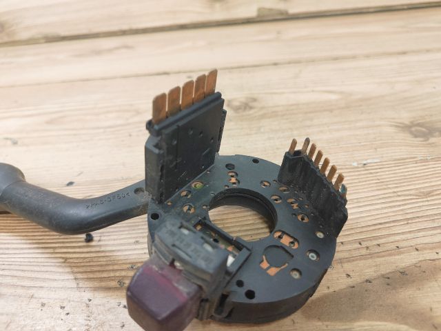 bontott SEAT INCA Bal Kormánykapcsoló Irányjelző