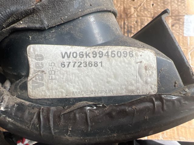 bontott SEAT INCA Jobb Hátsó Lámpa