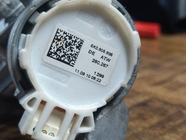 bontott SEAT LEON Gyújtáskapcsoló Házzal