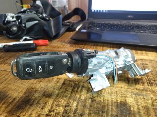 bontott SEAT LEON Gyújtáskapcsoló Házzal