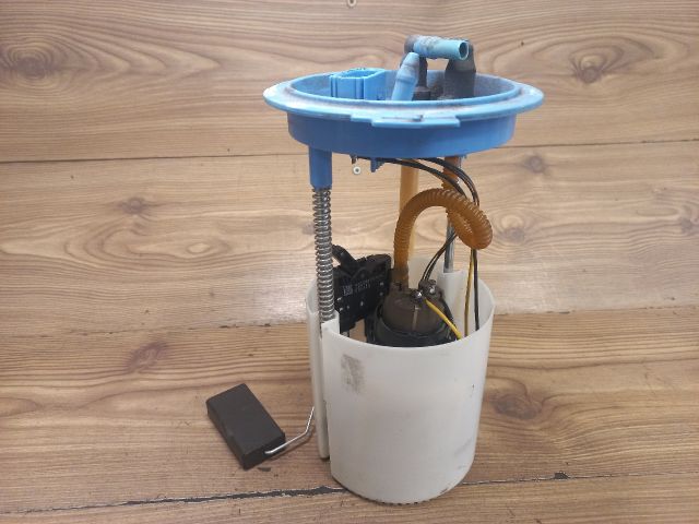 bontott SEAT LEON Üzemanyag Szivattyú