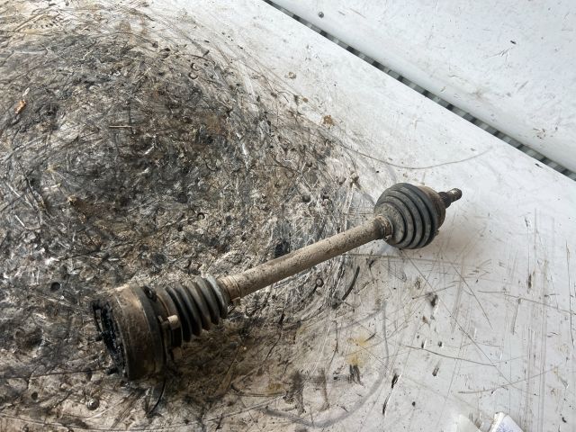 bontott SEAT LEON Bal Féltengely